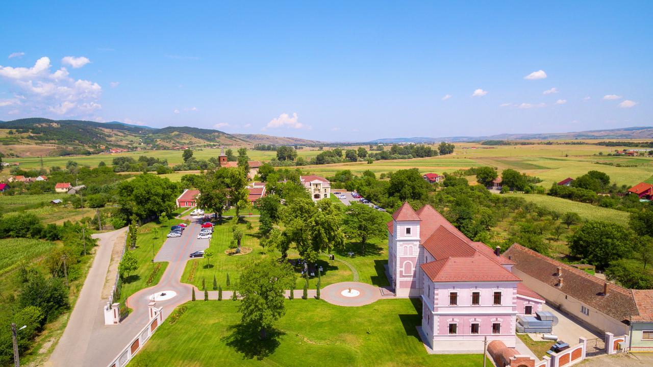 Hotel Cardinal-Domeniile Martinutzi Alba Iulia Exterior photo