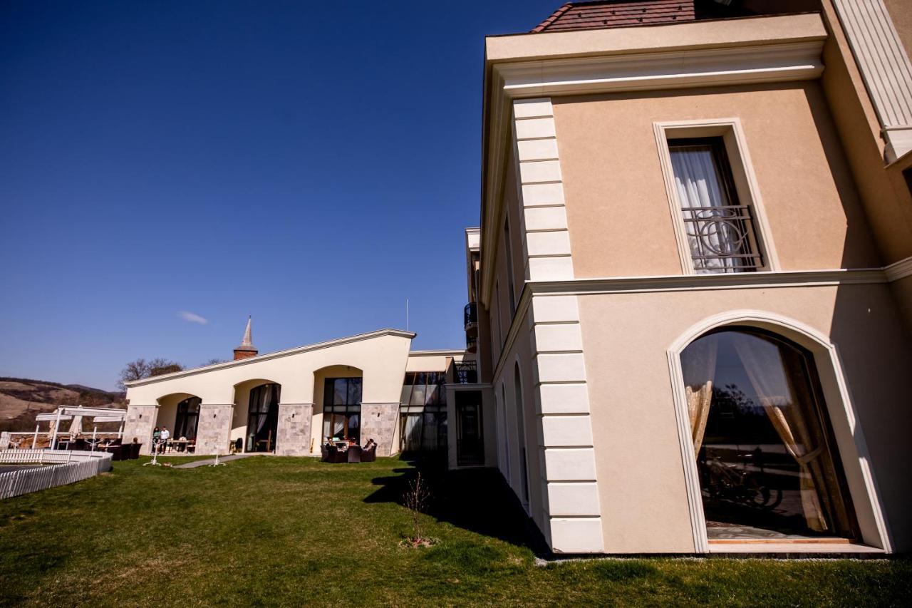 Hotel Cardinal-Domeniile Martinutzi Alba Iulia Exterior photo